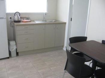 Tudor Oaks Motel Mangawhai Kültér fotó